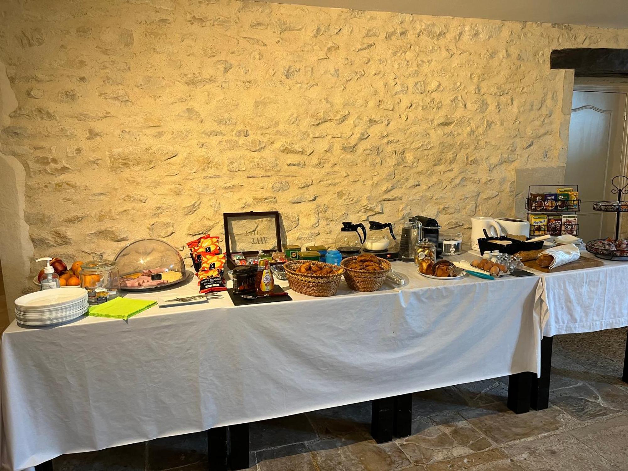 Chateau Du Four De Vaux Varennes-Vauzelles Esterno foto