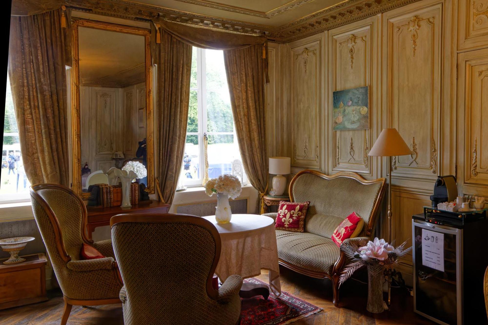 Chateau Du Four De Vaux Varennes-Vauzelles Esterno foto